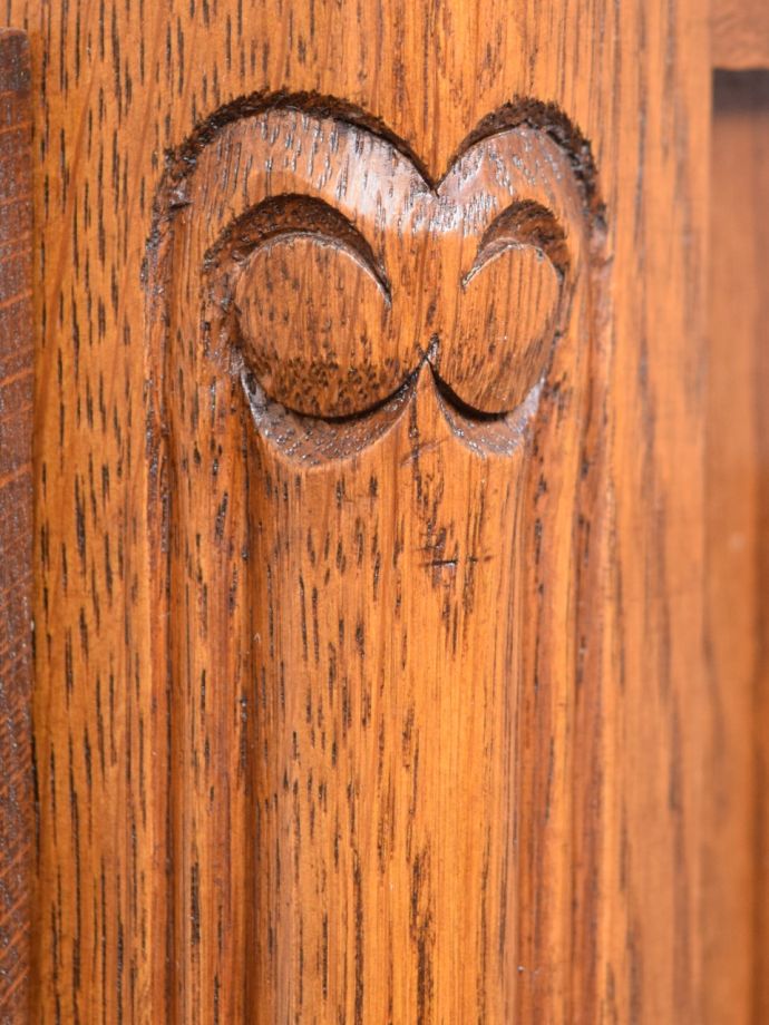 フランスらしい彫