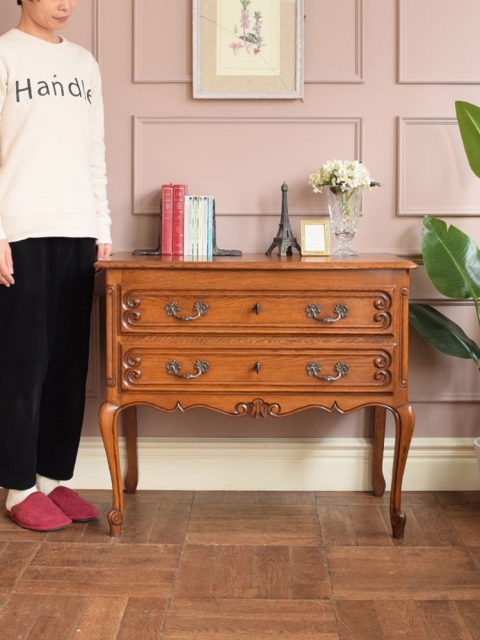 フランスのアンティークチェスト