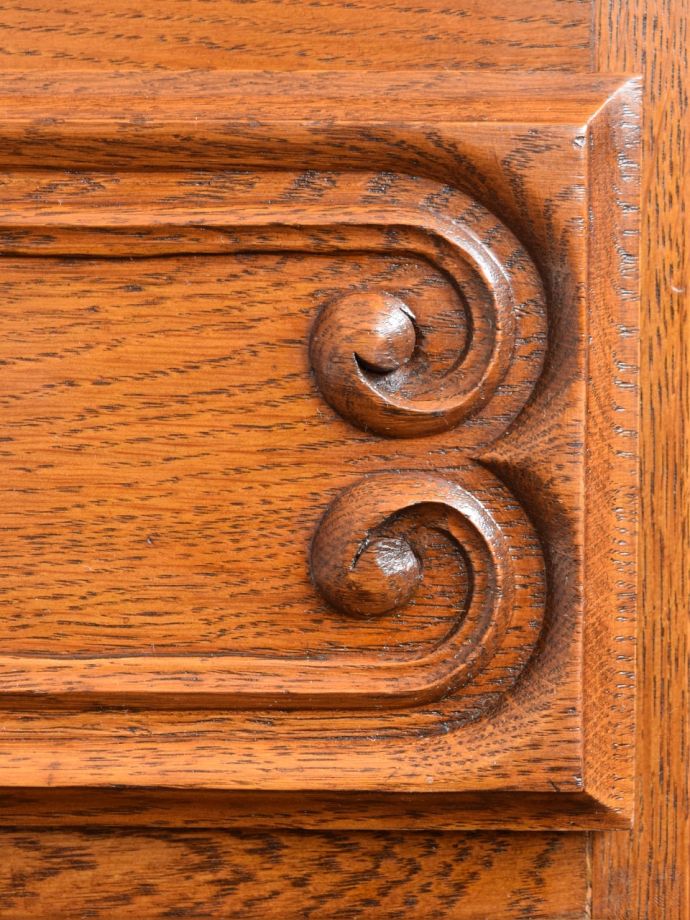 チェストの装飾