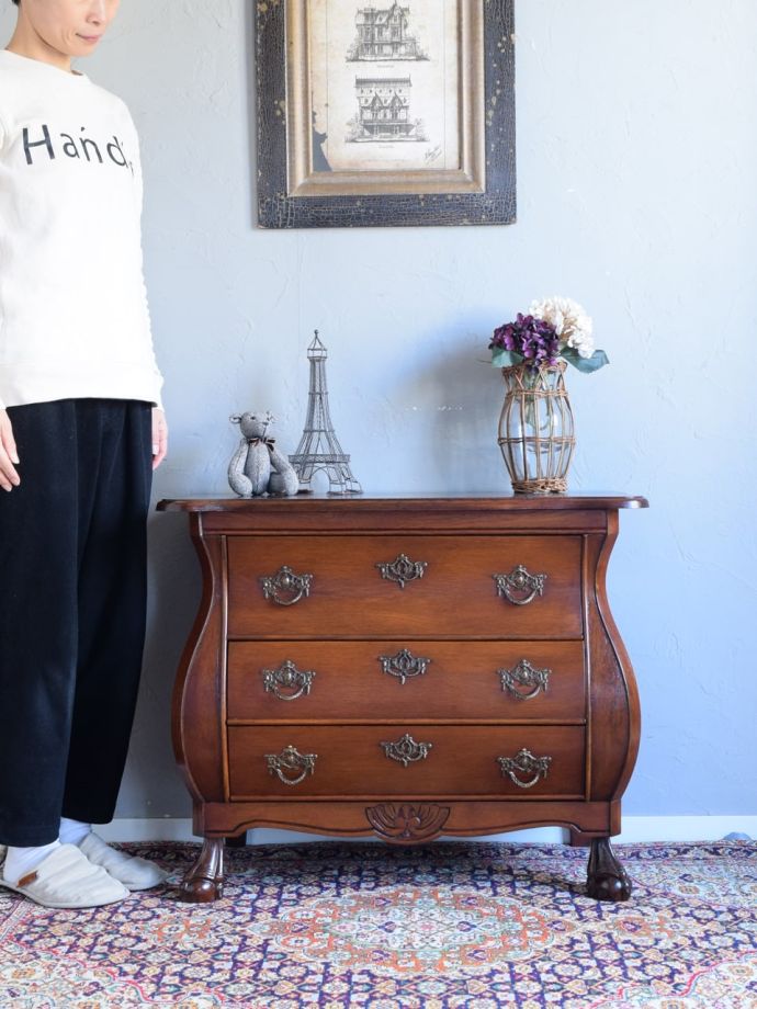 フランスのアンティークチェスト