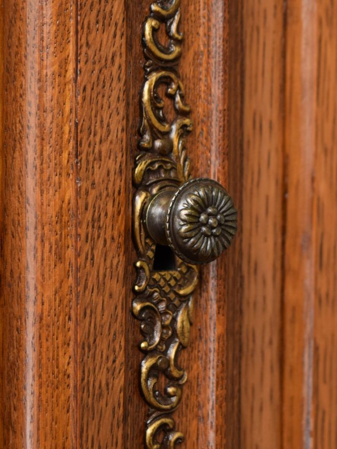 アンティーク家具の取っ手