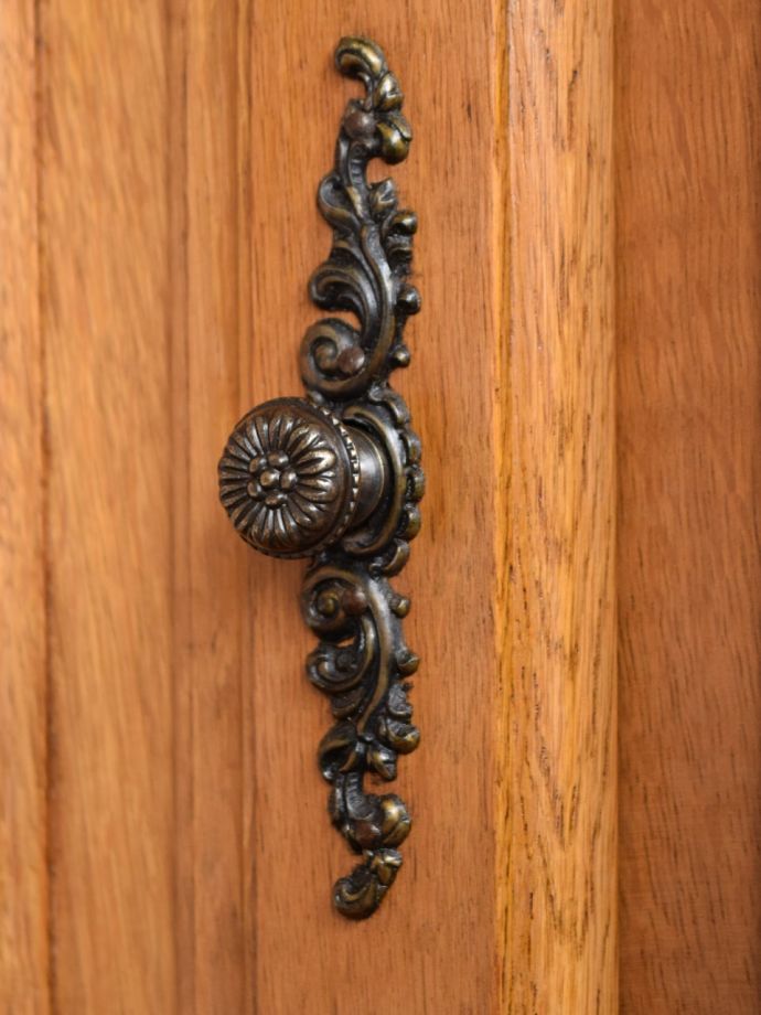 アンティーク家具の取っ手 