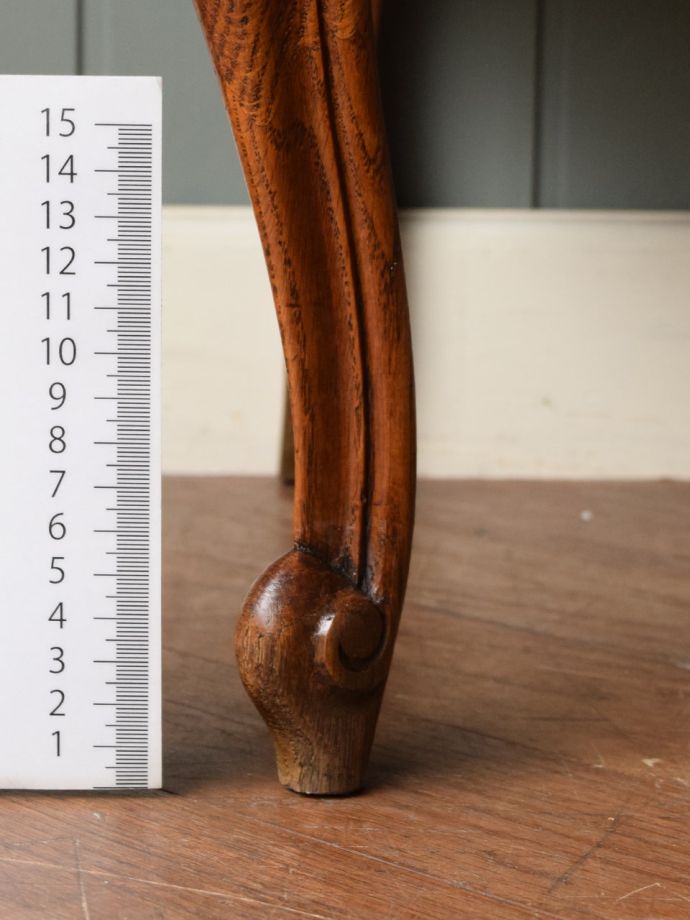 アンティーク家具の脚