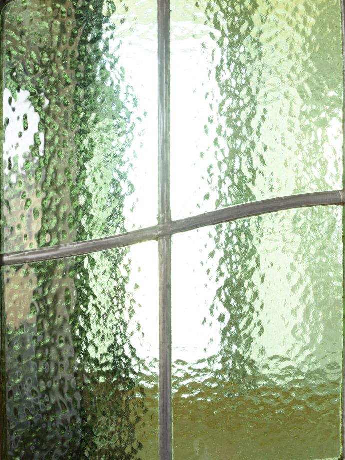 ガラスのキャビネット