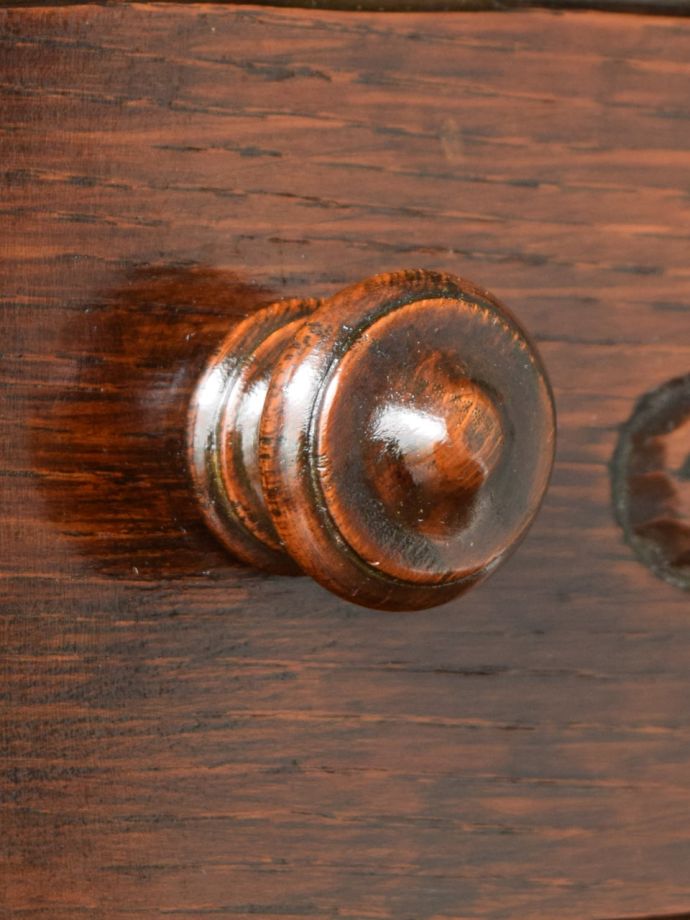 アンティーク家具の取っ手