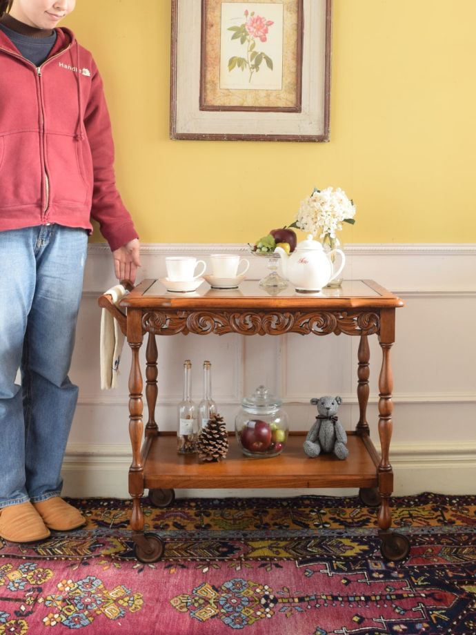 フランスアンティークのワゴン