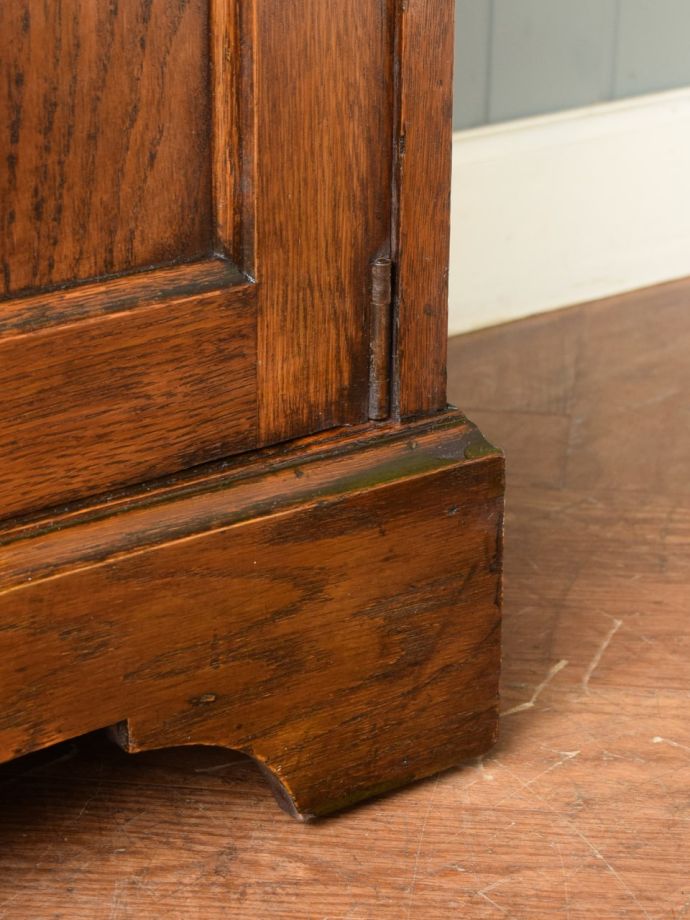 アンティーク家具の脚