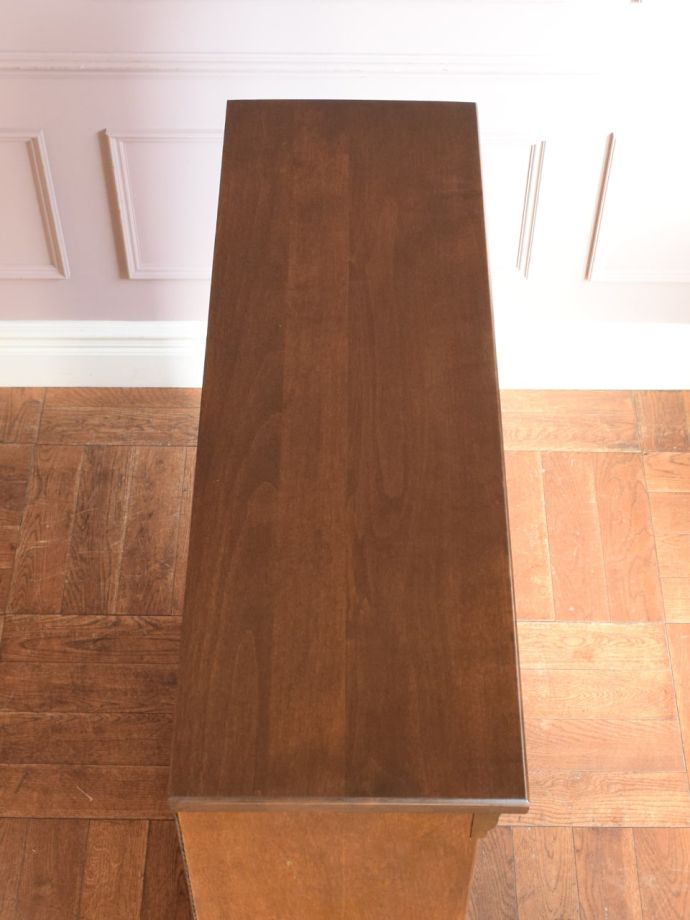 アンティーク本棚の天板