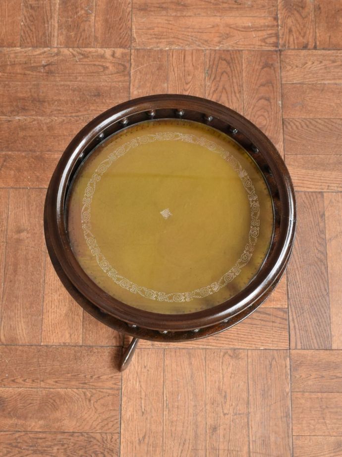 アンティークのテーブルの天板