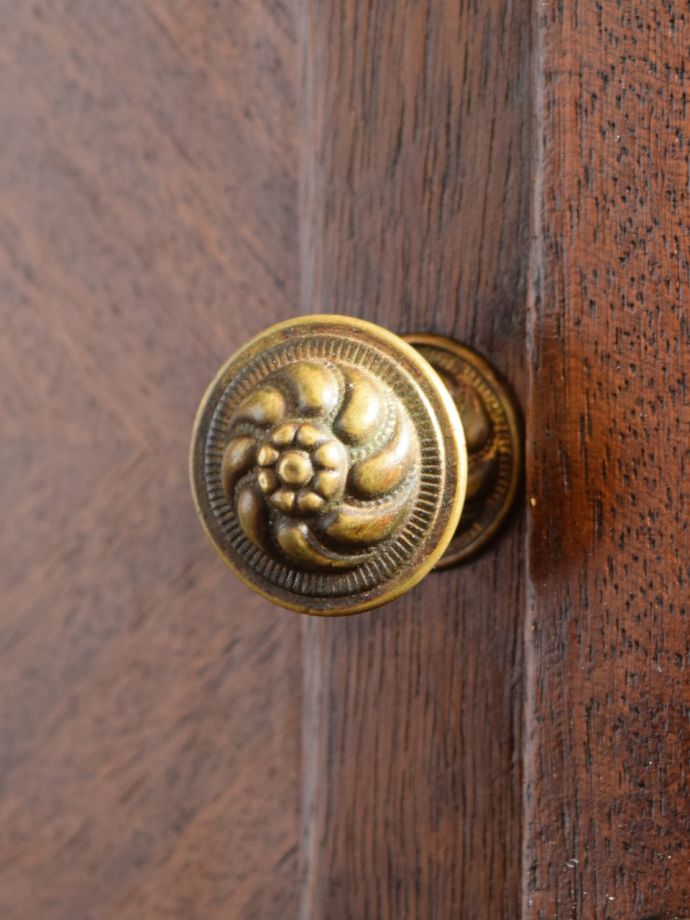 アンティーク家具の取っ手