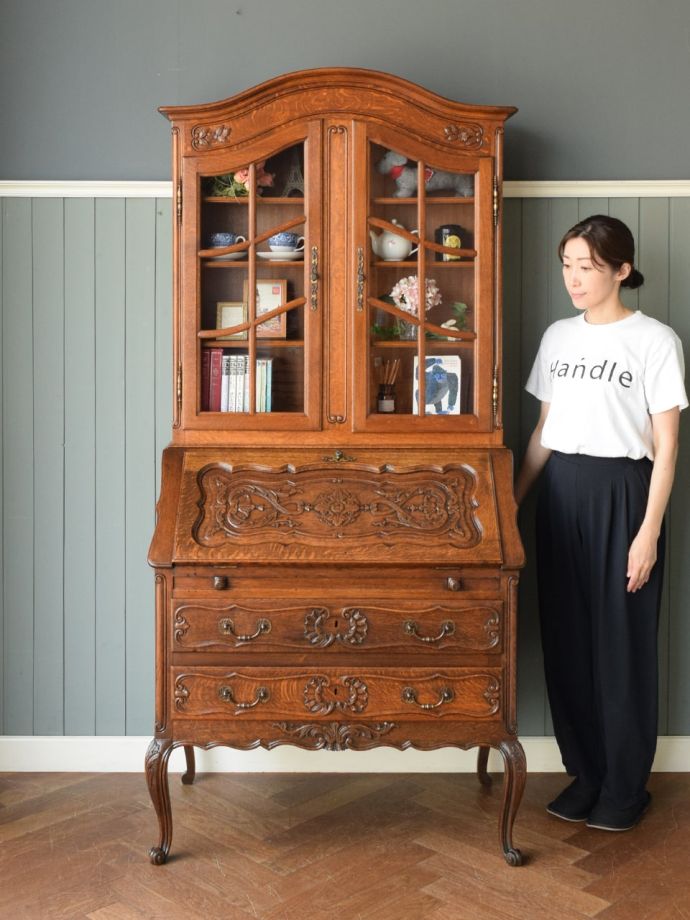 フランスのアンティークビューロー