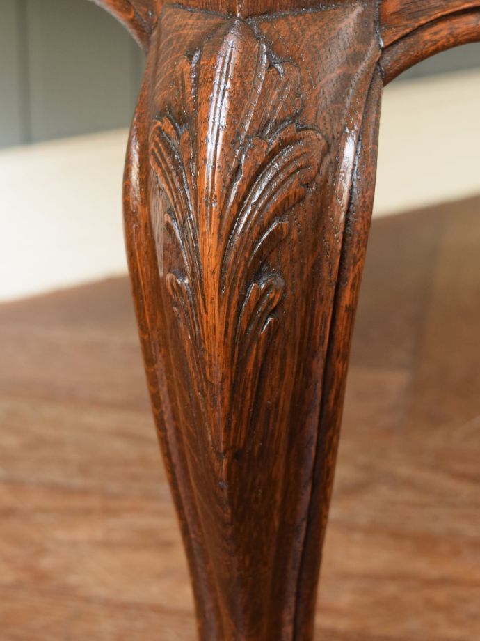 フランスキャビネットの彫