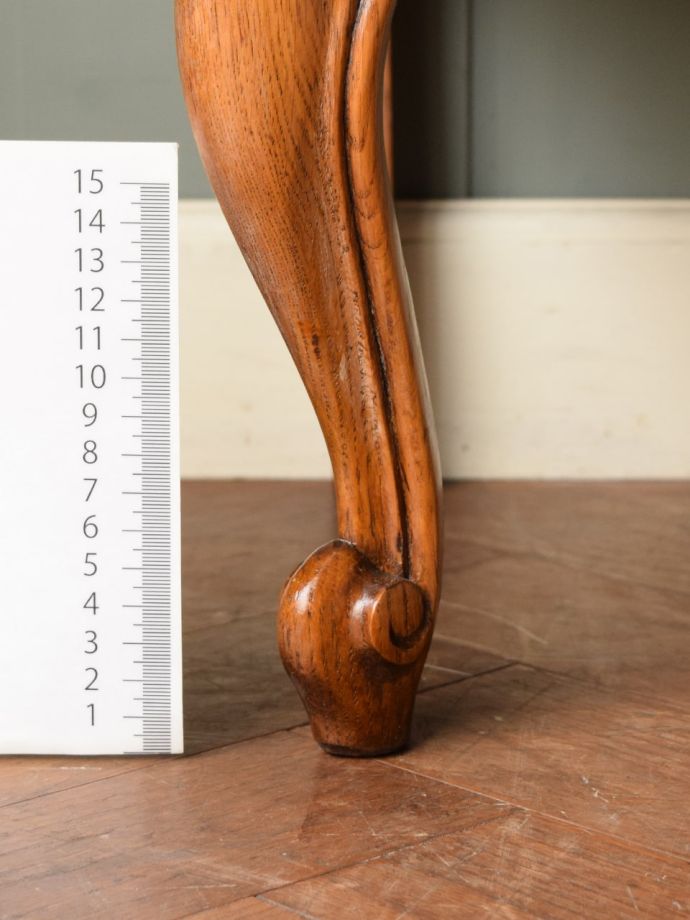 アンティーク家具の脚