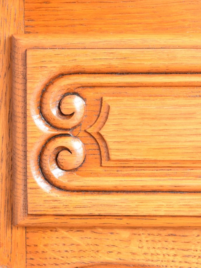 サイドボードの装飾