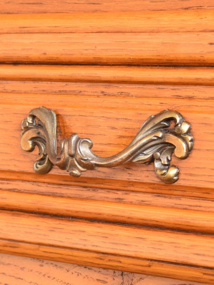 アンティーク家具の取っ手