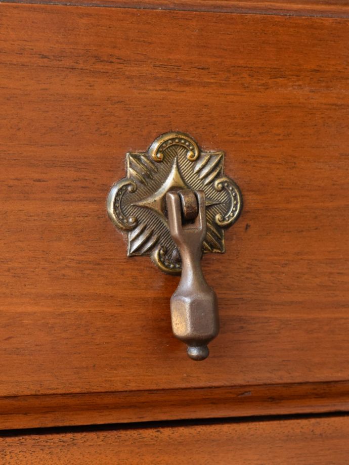 アンティークチェストの取っ手