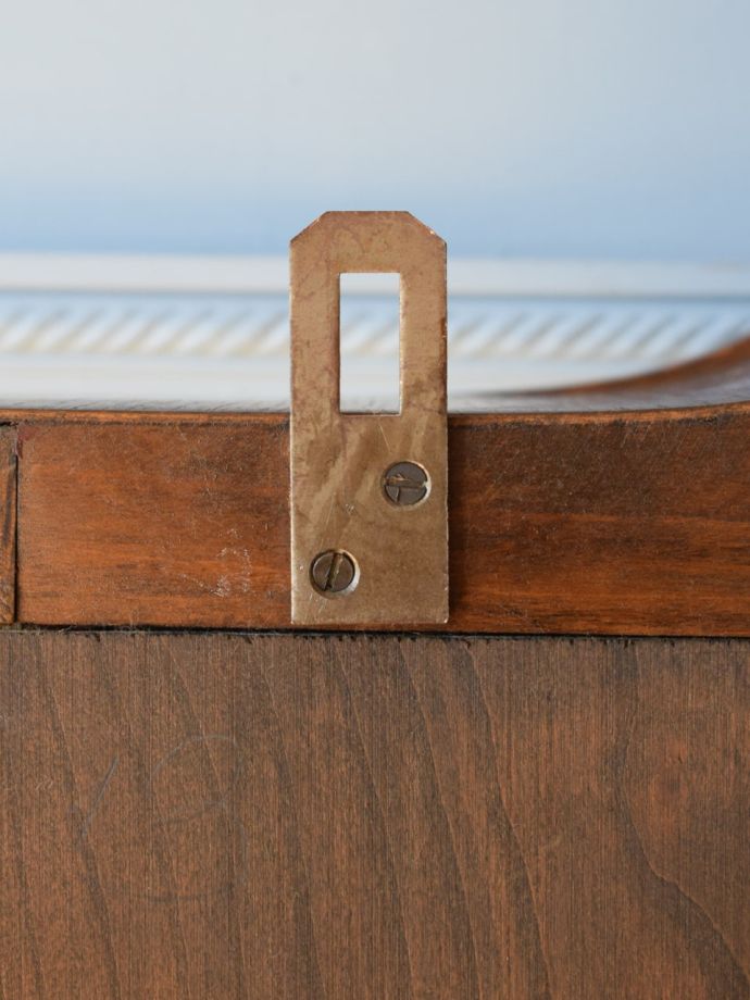 ウォールキャビネットのフック