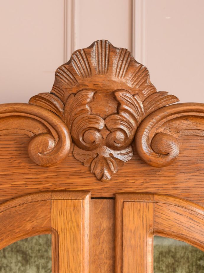 キャビネットの装飾