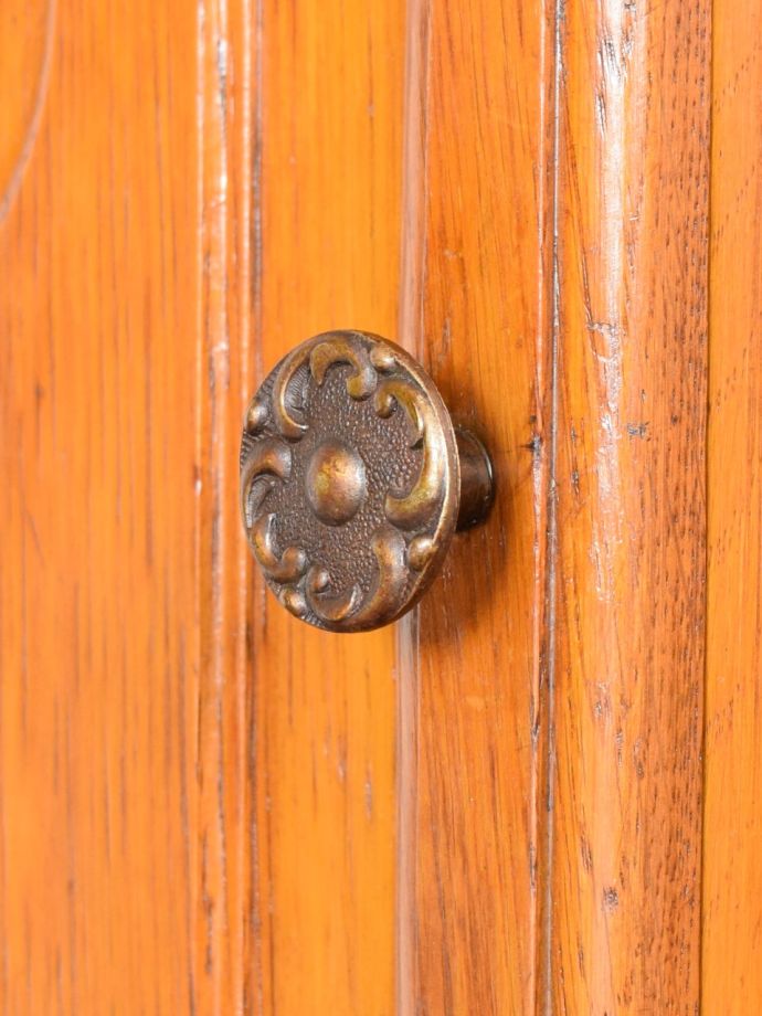 アンティーク家具の取っ手
