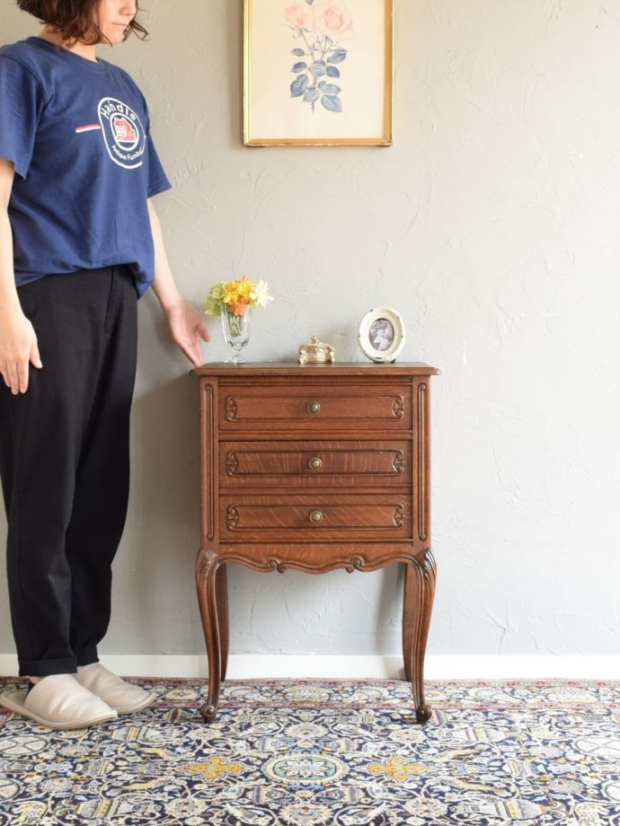 フランスのアンティークチェスト