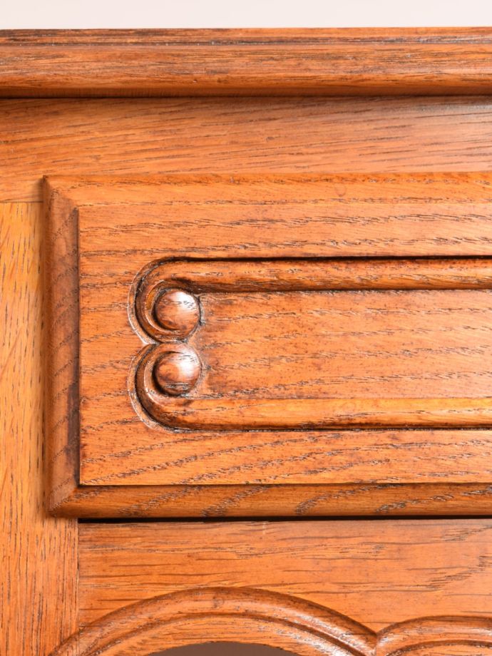 アンティークらしい彫