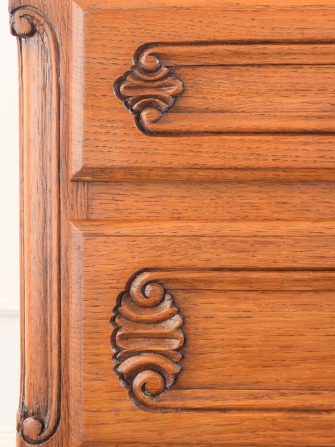 フランスらしい美しい装飾