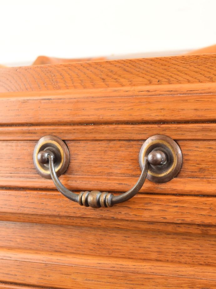 アンティークチェストの取っ手