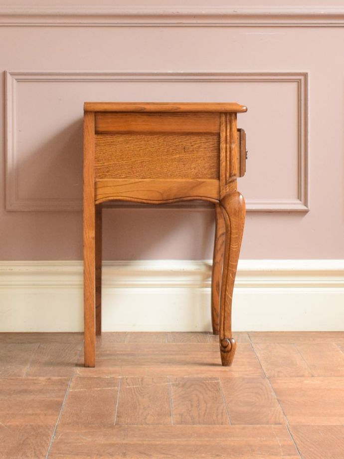 チェストの側面