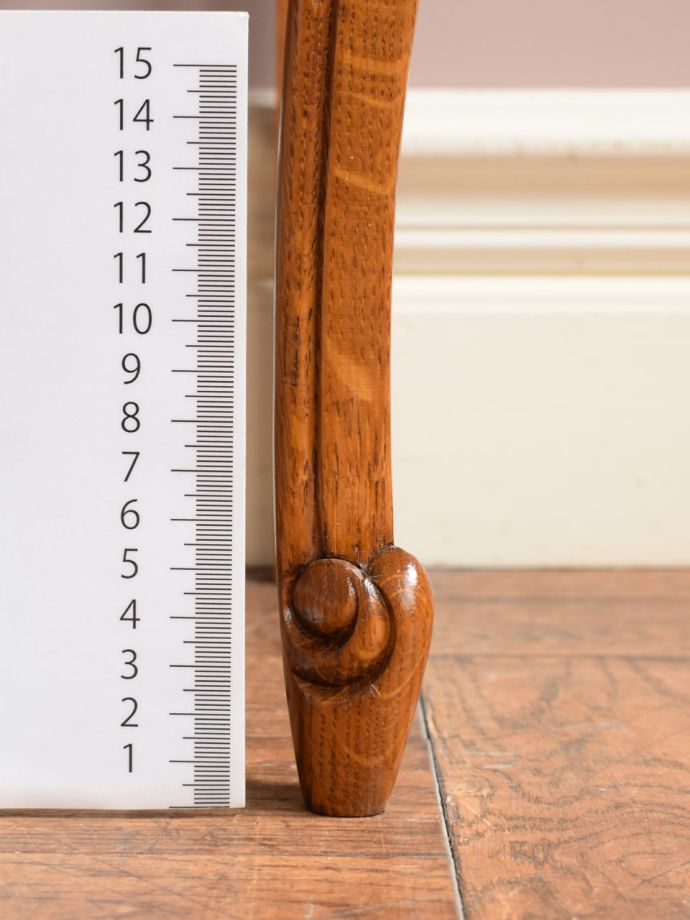 アンティーク家具の脚