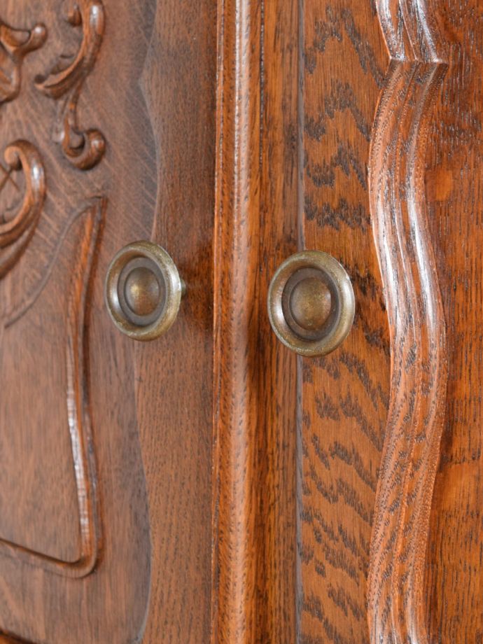 アンティーク家具の取っ手