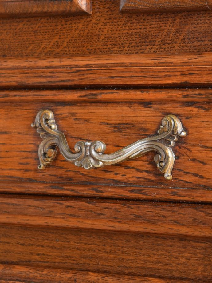 アンティーク家具の取っ手