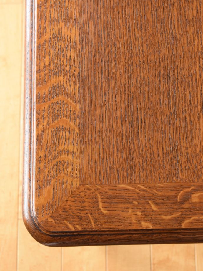 コーヒーテーブルの天板