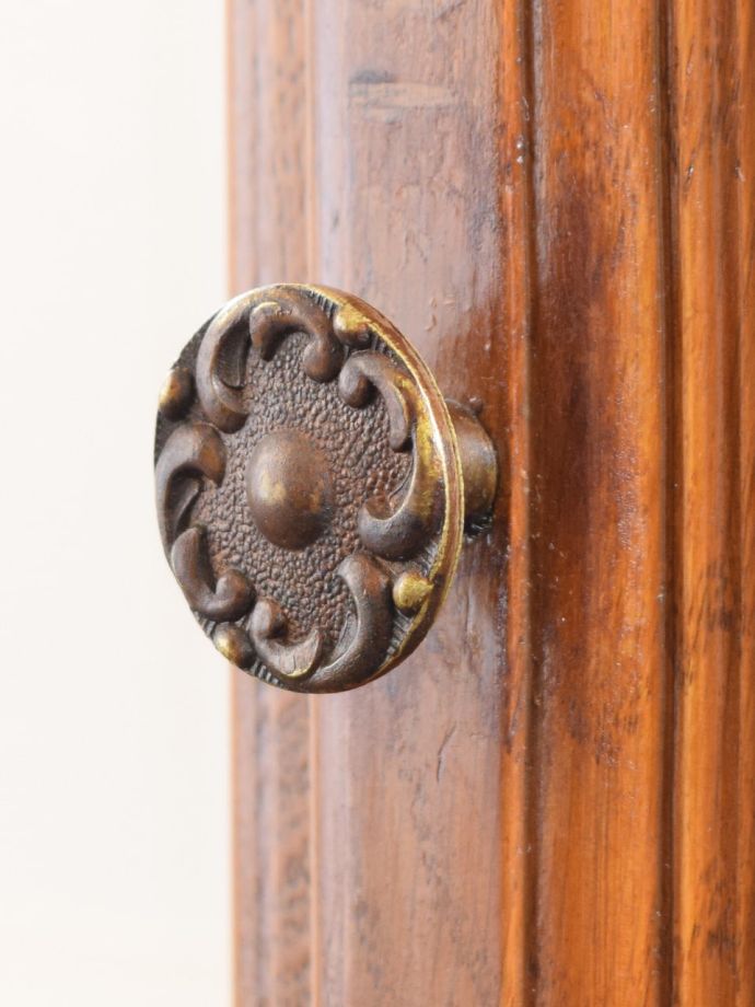 アンティーク家具の取っ手
