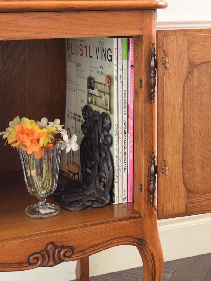 サイドキャビネットの収納量