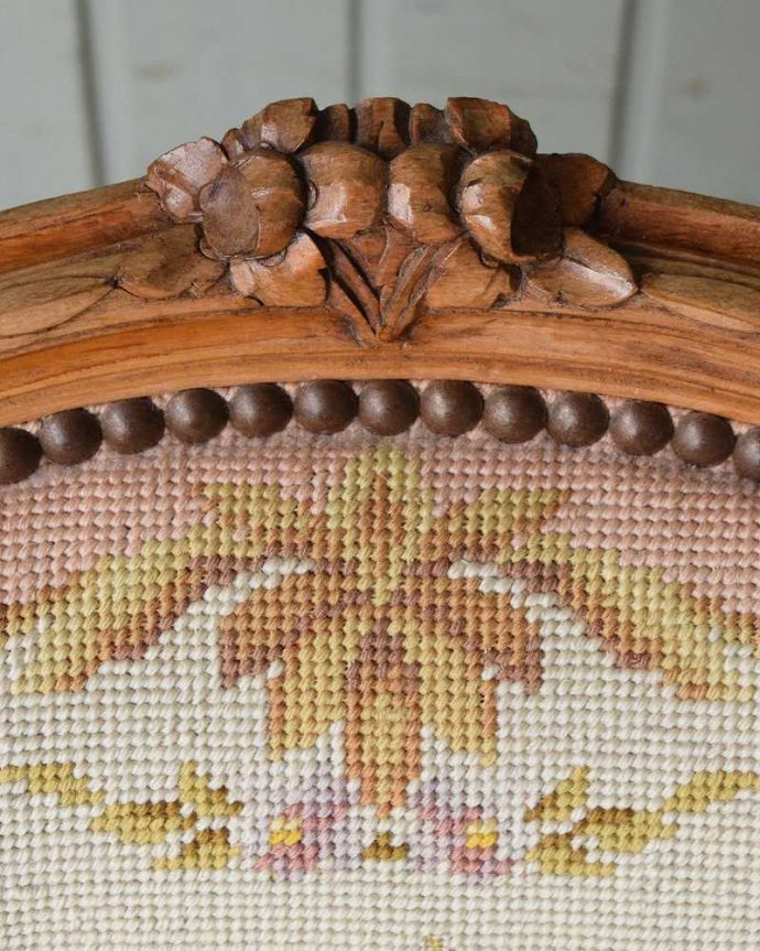 フランスアンティーク木製プチポワンサロンチェア/刺繍ダイニングイス(90-146 フランスアンティーク木製プチポワンサロンチェア/刺繍ダイニングイス