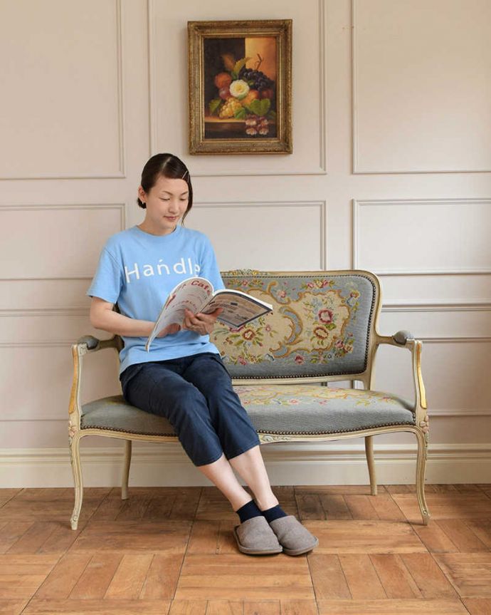 セティ・ソファ・ベンチ アンティーク チェア フランスのアンティークソファ(セティ)、華やかなプチポワンサロンチェア(2人掛け)。ここに座るだけでマリーアントワネット気分修復してありますので、見て楽しむだけじゃなく、実際に座ってお使い頂けます。(j-644-c)