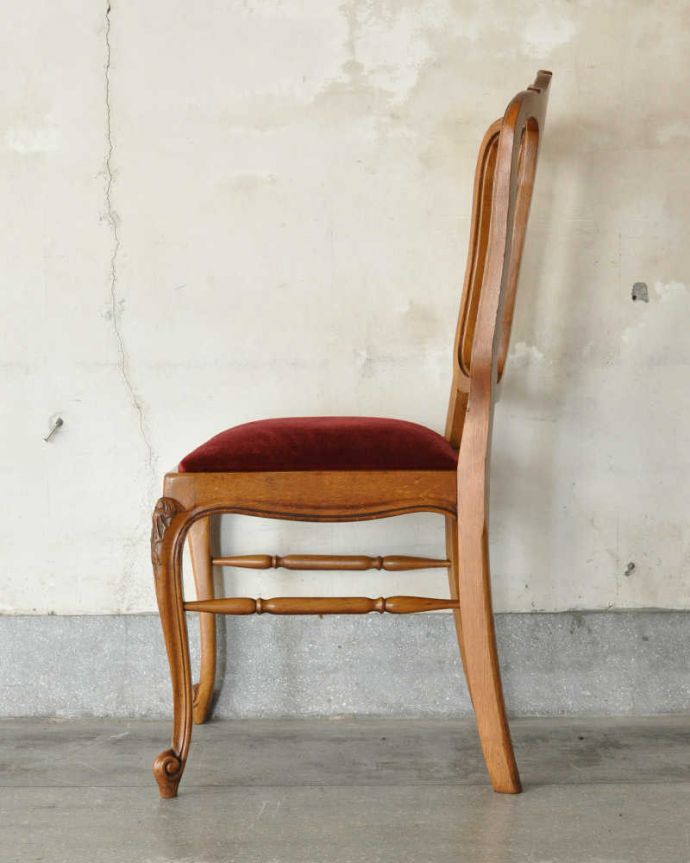 フランスの椅子の側面