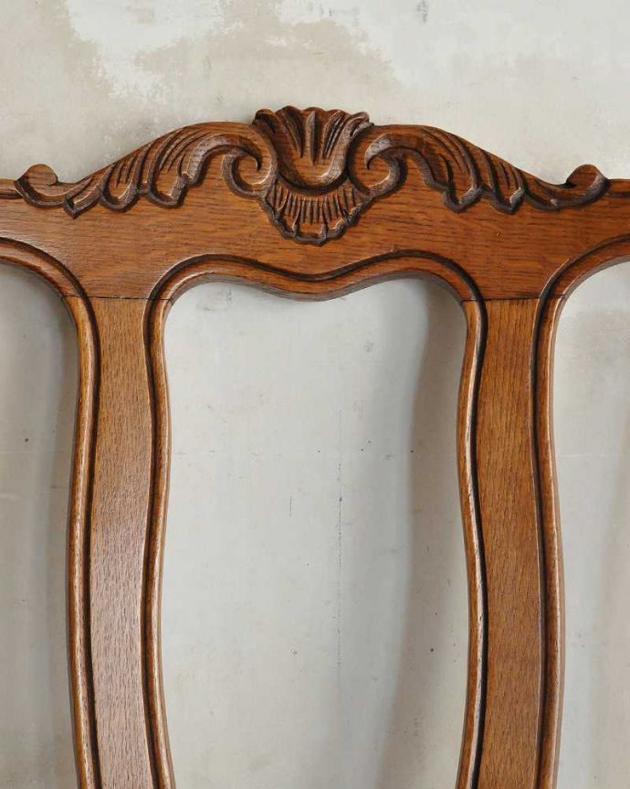 ダイニングチェアの装飾