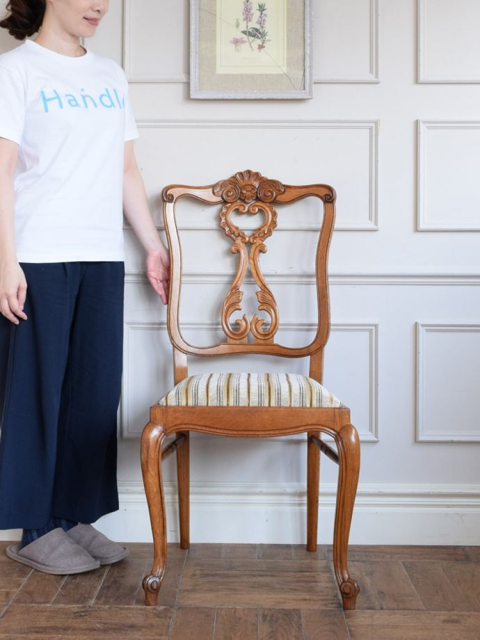 フランスのアンティークチェア