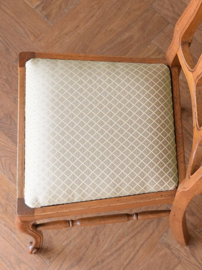 フランスのアンティークの椅子、猫脚が優雅なダイニングチェア(j-690-c