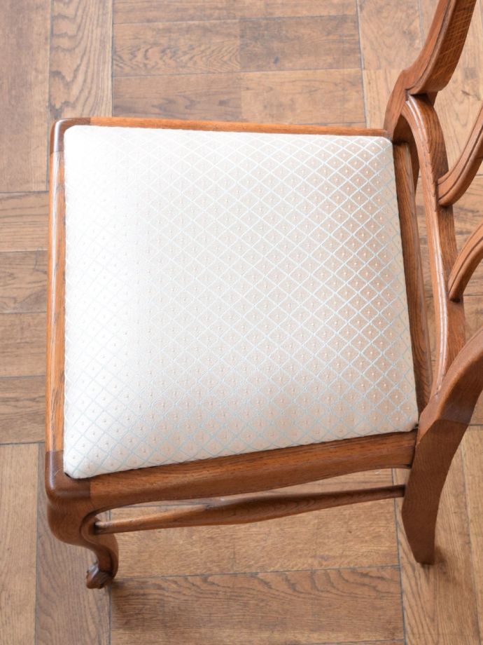 アンティークチェアの座面