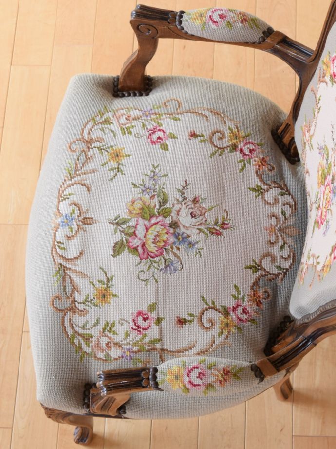 アンティークチェアの座面