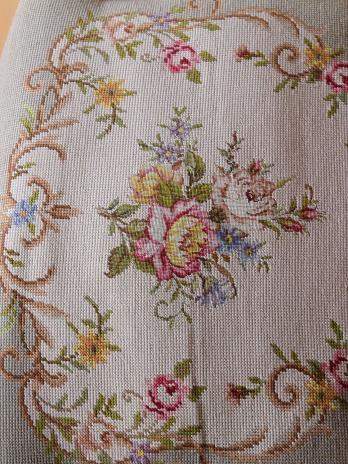 アンティークチェアの生地