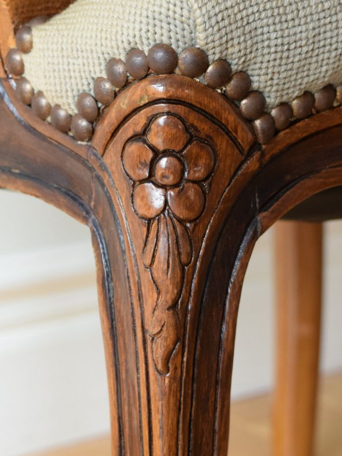 アンティークらしい装飾