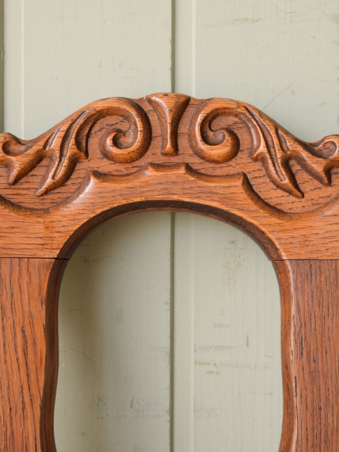 ダイニングチェアの装飾