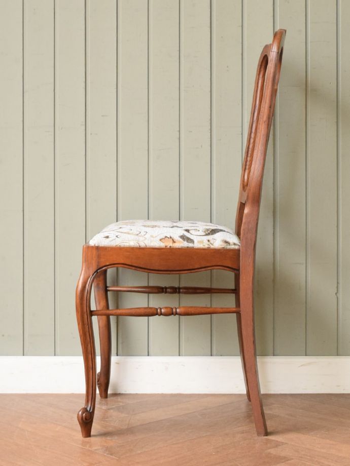 フランスの椅子の側面