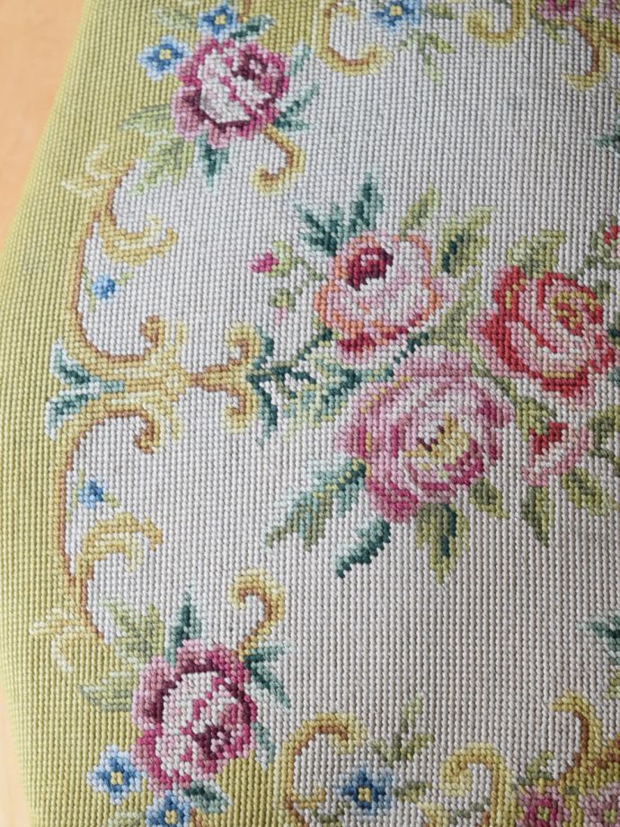 アンティークチェアの生地