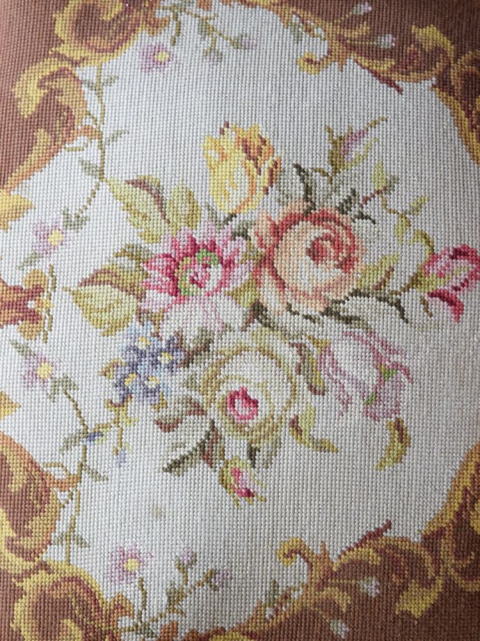 アンティークチェアの生地