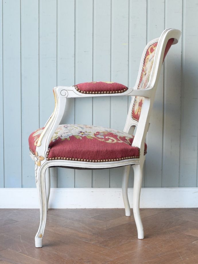 フランスの椅子の側面