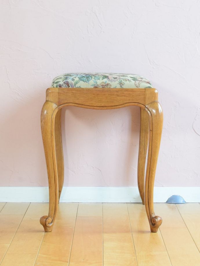 フランスの椅子の側面